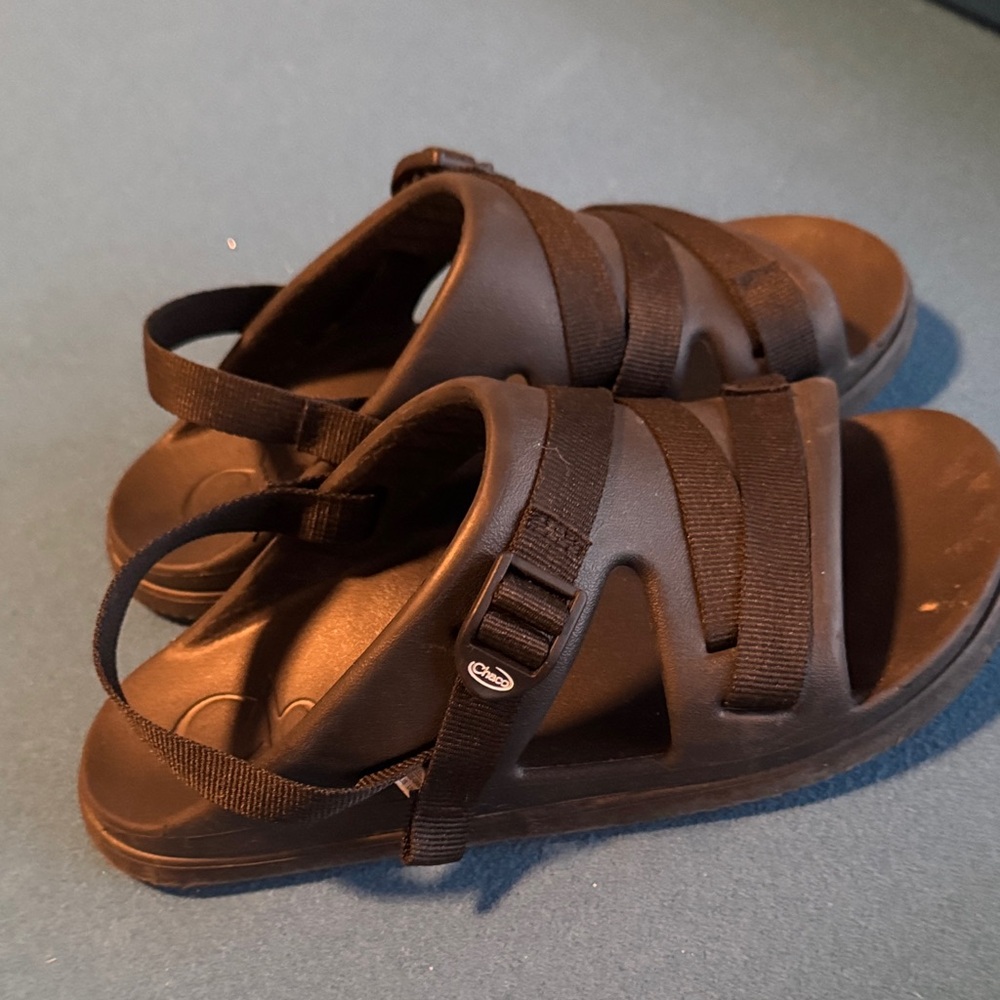 Chaco boys sandals size 6